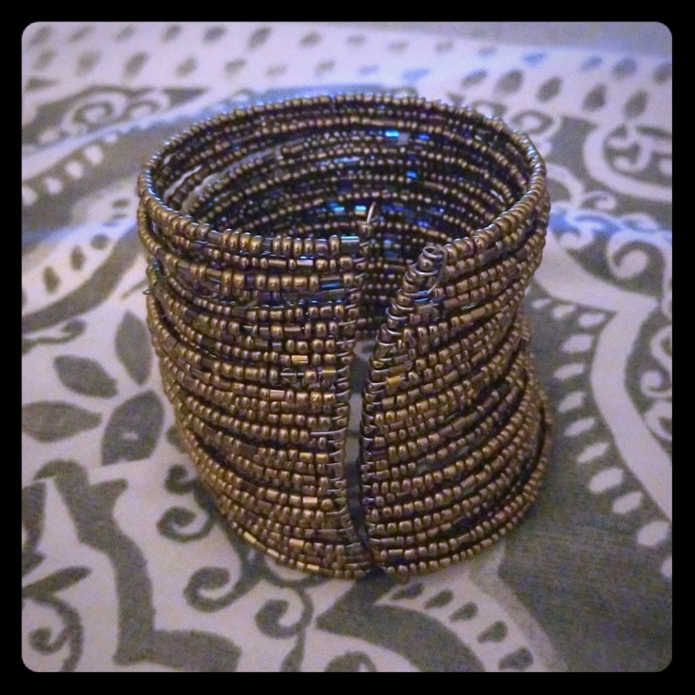 Beaded bracelet